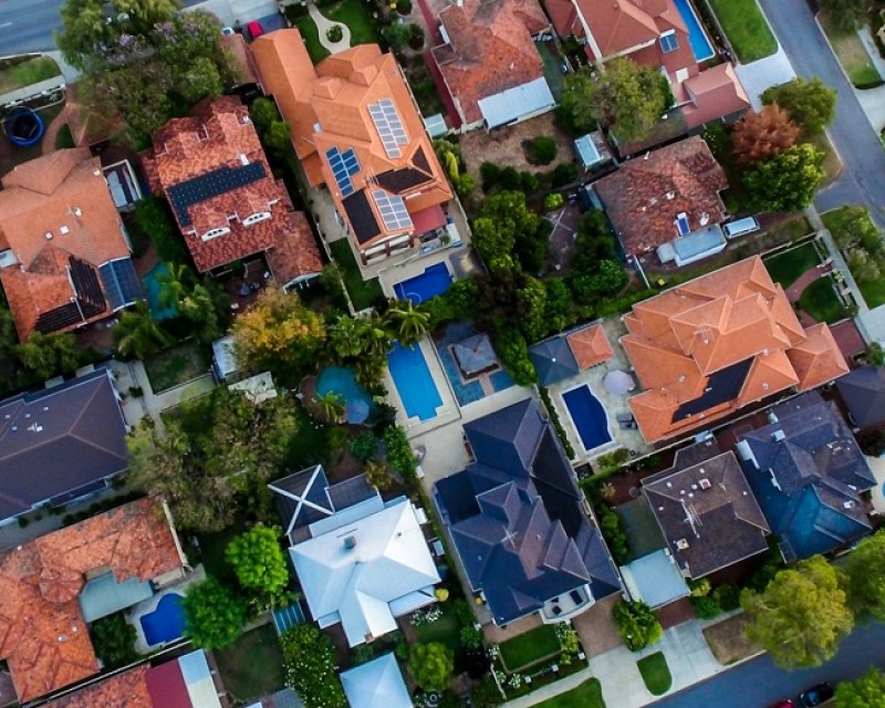 1715226453 finance broker2